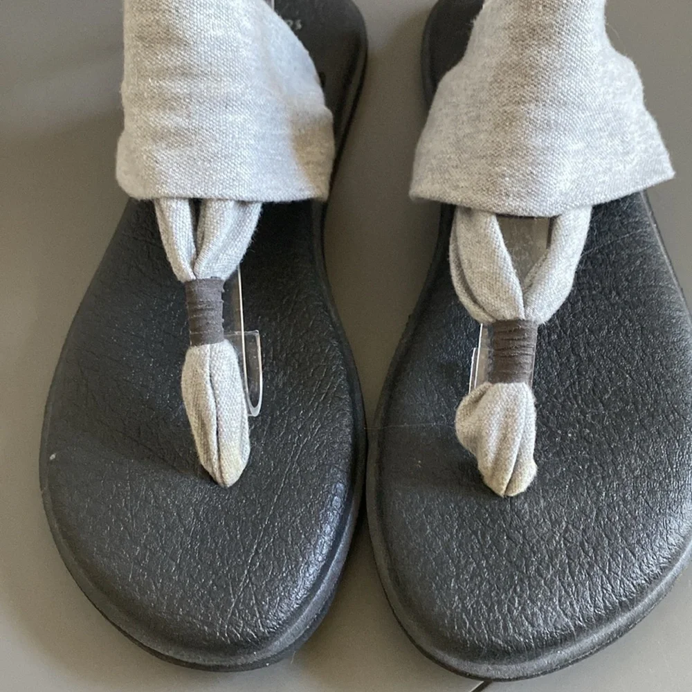 Sanuk Women's Size 9 Yoga Sling 2 Grey Stretch Knit Flip Flop Slippers Beach